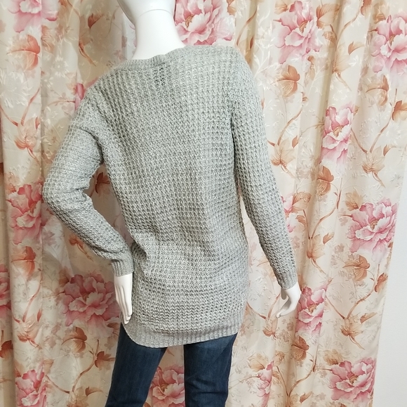 💕Rue 21 Knit Sweater Size M💕 - Picture 2 of 4